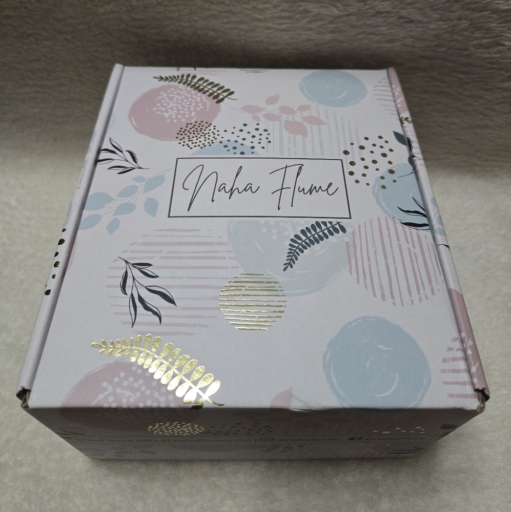 Naha Flume Spa Gift Set (Bath Bomb, Wine Tumbler, Socks, Candle, Soap) NIB